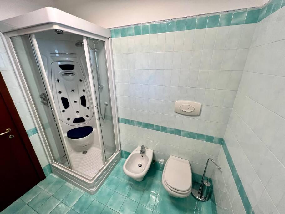 Beija Flor-Trilocale Piazza Garibaldi N18 Apartment Desenzano del Garda Bagian luar foto