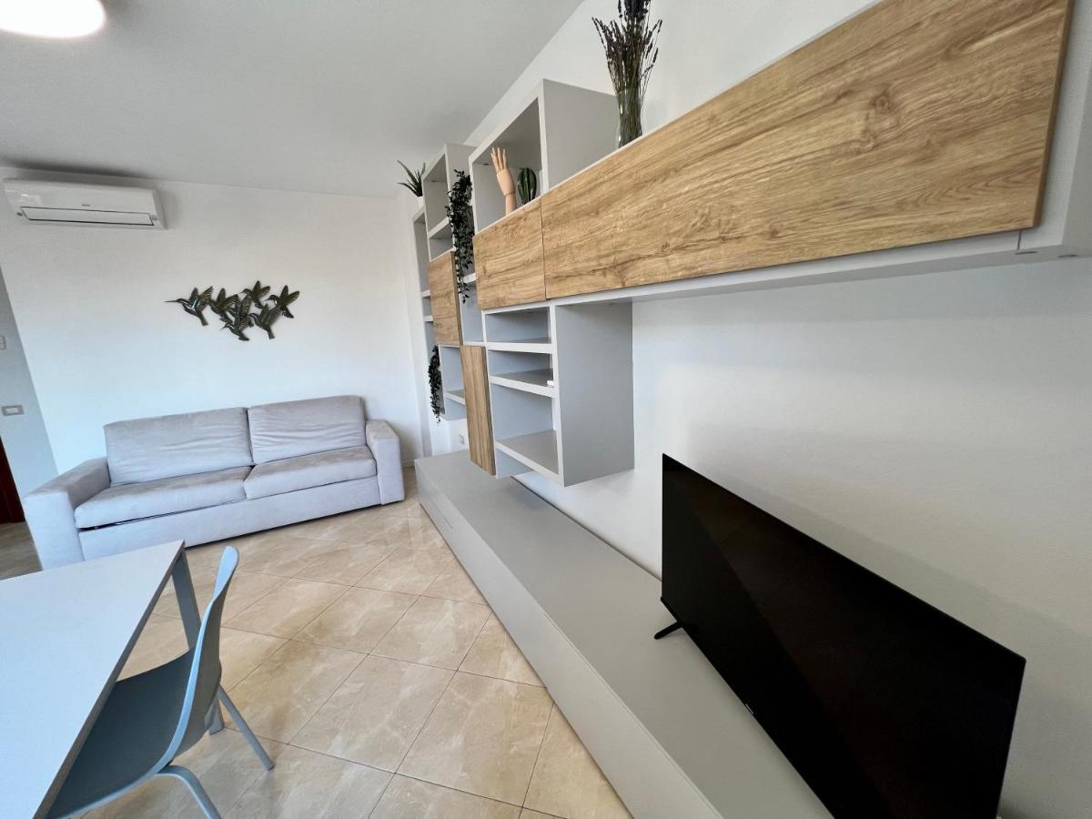 Beija Flor-Trilocale Piazza Garibaldi N18 Apartment Desenzano del Garda Bagian luar foto